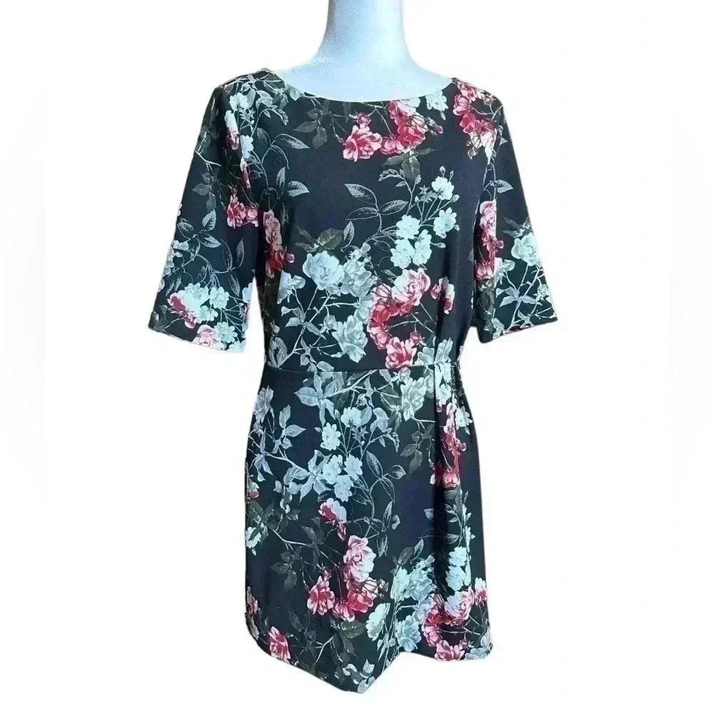 Banana Republic Black White Red Floral Midi Dress size 8